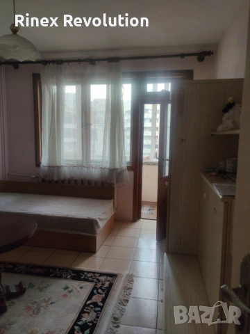 Стая под наем в Кършияка, снимка 3 - Стаи под наем - 53988422