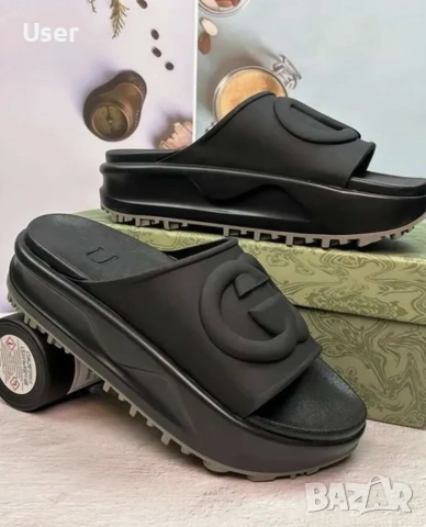 Черни чехли Gucci