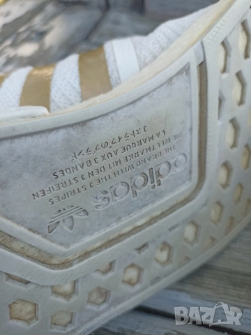 Дамски маратонки Adidas NMD R1, снимка 9 - Маратонки - 55274209