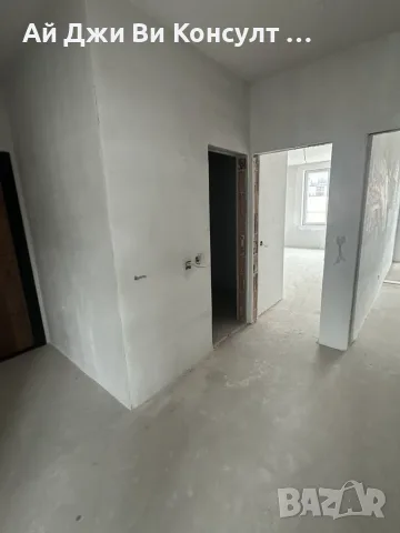 Тристаен апартамент в кв Кръстова вада, снимка 8 - Апартаменти - 55430632