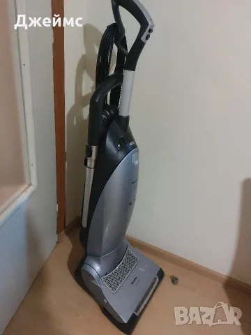 Вертикална прахосмукачка Miele S7 (S7000) HEPA 1800W – Немско качество , снимка 16 - Прахосмукачки - 55357569