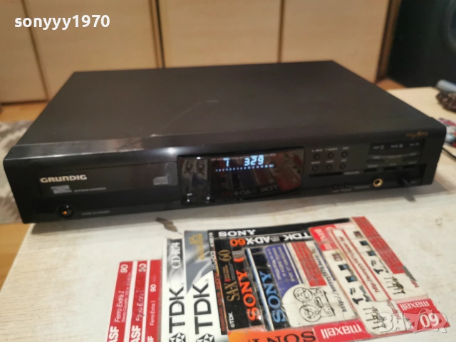 GRUNDIG FINE ARTS CD23-ВНОС SWISS 0706261004L4, снимка 11 - Декове - 54806318