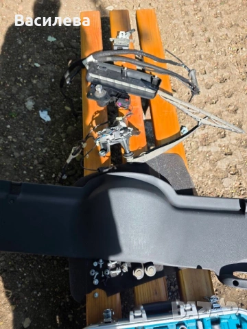 Оборудване за задна врата Opel corsa