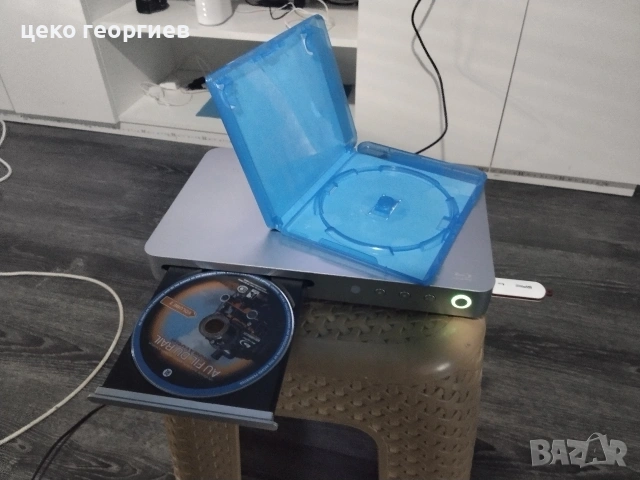 страхотен оригинален Блу Рей плеър TOSHIBA , снимка 5 - Плейъри, домашно кино, прожектори - 54396461