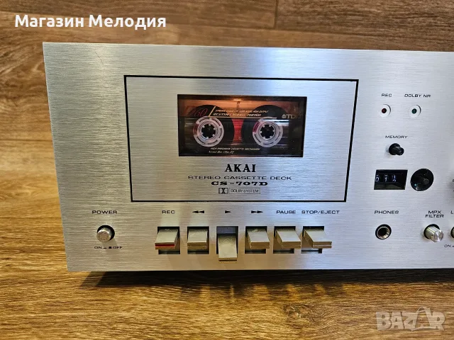 Касетен дек Akai CS-707D – Винтидж аналогов шедьовър от Златната ера, снимка 4 - Декове - 55483758