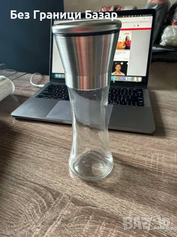 Нова Мелничка за сол пипер или сухи подправки стъклен контейнер неръждаема стомана