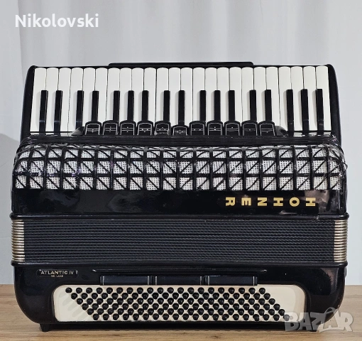 Акордеон Hohner Atlantic IV Deluxe , снимка 2 - Акордеони - 55183751