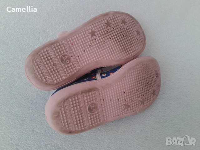 Сандали за момиче, 26 номер , снимка 5 - Детски маратонки - 53004768