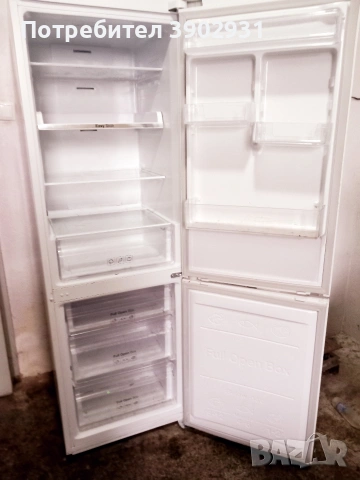  Хладилник с фризер 