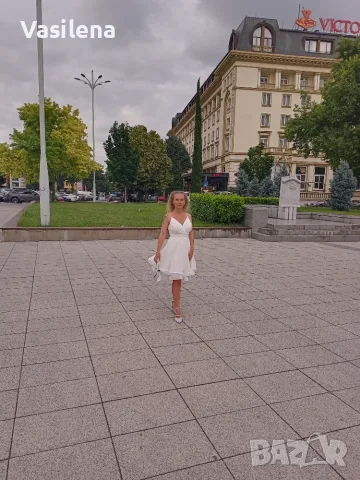 Дамска бяла рокля , снимка 2 - Рокли - 55401647