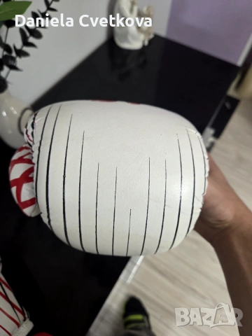 Боксови ръкавици SZ FIGHTERS 12oz Бели с червено, снимка 4 - Бокс - 54445682