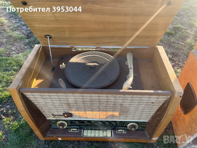 Два броя радио сакта за части, снимка 3 - Радиокасетофони, транзистори - 54265191