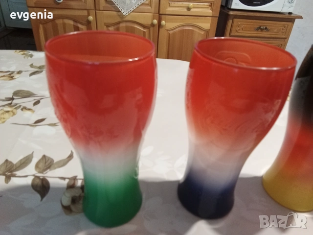 Последен модел колекционерски чаши кока кола , снимка 2 - Чаши - 55156023