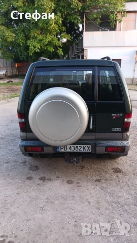 ISUZU TROOPER 3.0 2002г., снимка 2 - Автомобили и джипове - 54681091
