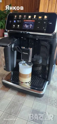 Кафемашина Кафеавтомат Saeco Philips LatteGo 