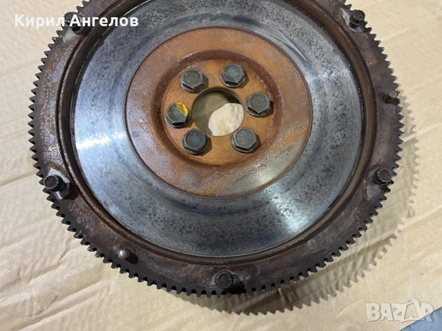Твърд маховик с болтовете от VW Golf 3 1.9 TDI (228 мм), снимка 3 - Части - 54057257