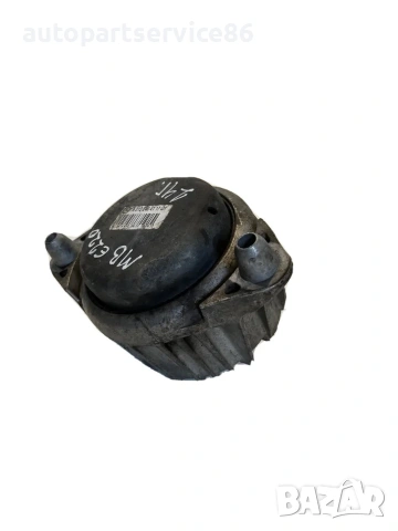 Ляв опорен тампон / стойка на двигателя за Mercedes W212 2.2 CDI (2012) A2122404117