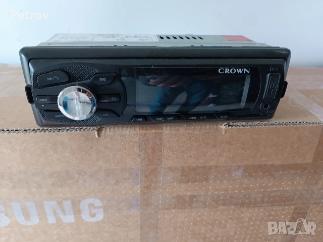 Продавам ЧИСТО НОВО радио Crown CCA-624BT