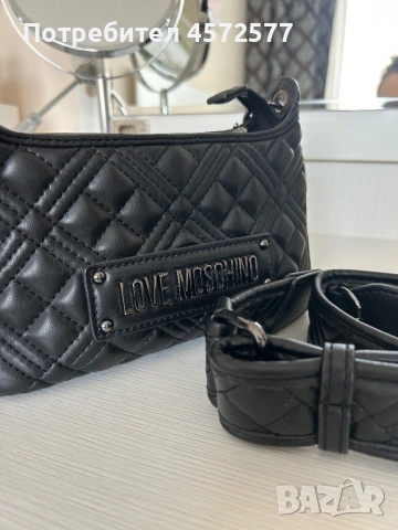 Оригинална чанта - Moschino, снимка 2 - Чанти - 54486177