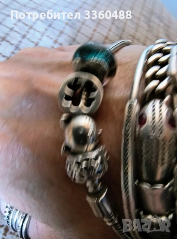 сребърна гривна на Pandora , снимка 2 - Гривни - 54138686