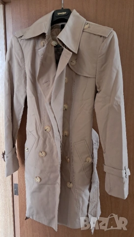 Дамски шлифер марка BURBERRY