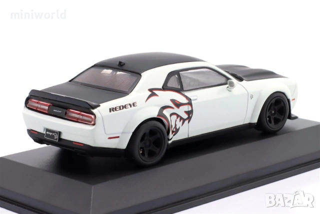 Dodge CHALLENGER SRT Hellcat Redeye Widebody Custom 2020 - мащаб 1:43 на Solido моделът е нов в PVC , снимка 2 - Колекции - 54267874