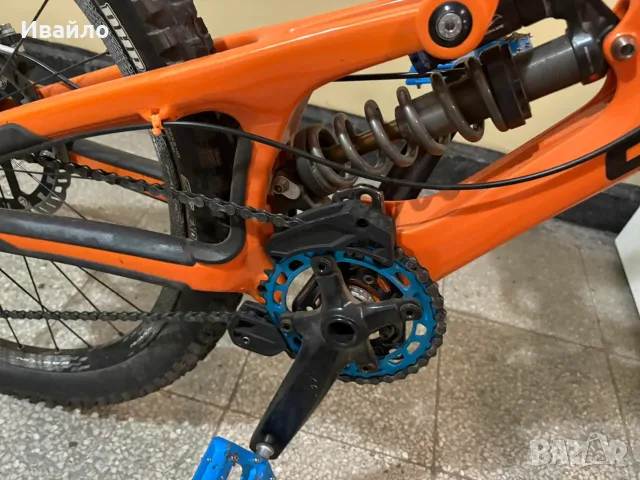 Santa Cruz V10 Full Carbon, снимка 9 - Велосипеди - 55365069