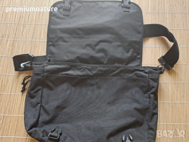 🏷️ Eastpack Delegate / 20 литра / чанта тип сак от Cordura, снимка 9 - Чанти - 55149281
