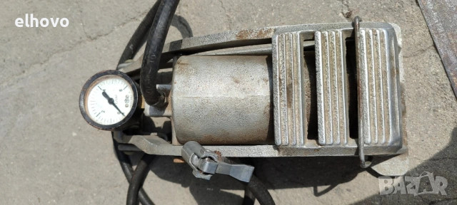 Стара алуминиева крачна помпа, снимка 2 - Антикварни и старинни предмети - 54351798