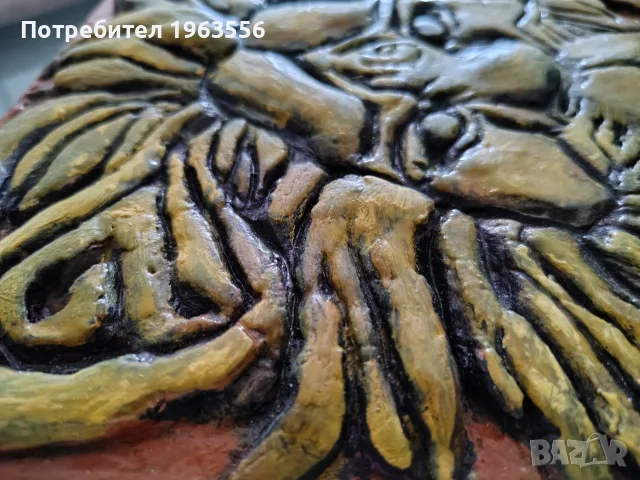 Авторско пано „Лъв“ – сграфито, ръчна изработка, 20×20 см, снимка 3 - Картини - 55434730