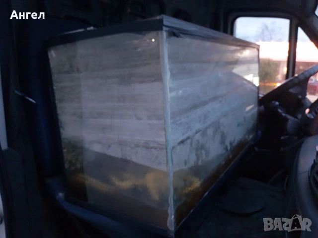 Аквариум за рибки, снимка 2 - Аквариуми - 53952205