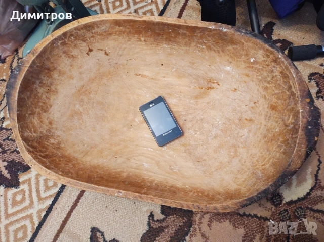 Дълбано корито антика на над 100 години