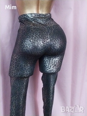 S Черен еластичен клин змийски принт в златист  отблясък , снимка 4 - Клинове - 54085941