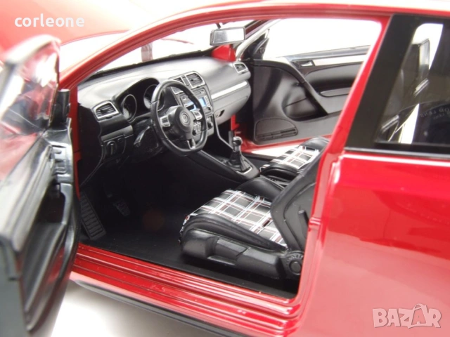 Volkswagen Golf 6 GTI 2009 - мащаб 1:18 на Norev моделът е нов в кутия VW, снимка 6 - Колекции - 54855257