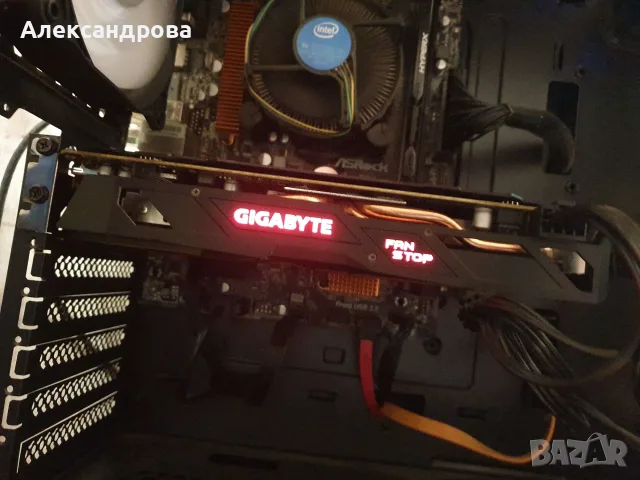 Видеокарта Gigabyte RX580 4GB, снимка 4 - Видеокарти - 55536088