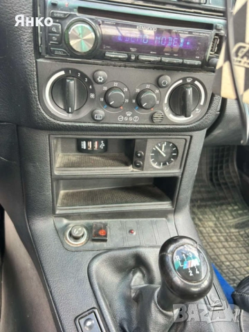 Bmw 318i, снимка 7 - Автомобили и джипове - 54082428