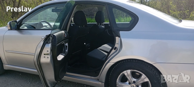Subaru Legacy 2.0 138., снимка 2 - Автомобили и джипове - 54108066