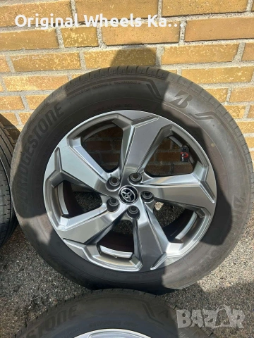 Оригинални джанти с гуми за Toyota Rav4 / Тойота Рав4 18" 5x114,3, снимка 7 - Гуми и джанти - 54973217
