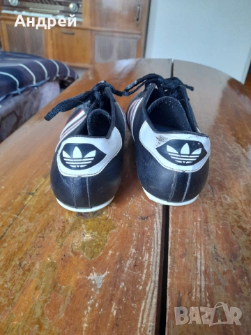 Стари футболни обувки,бутонки Adidas, снимка 4 - Други ценни предмети - 54127583