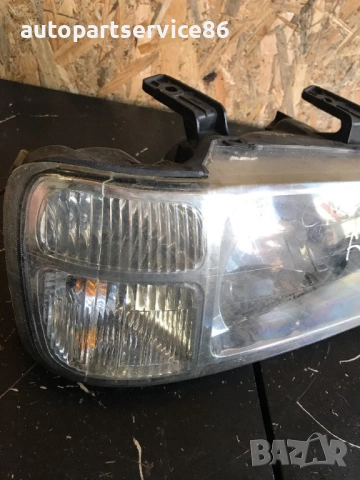 Фар преден десен за Honda CR-V (2000) 203675, снимка 2 - Части - 54452477