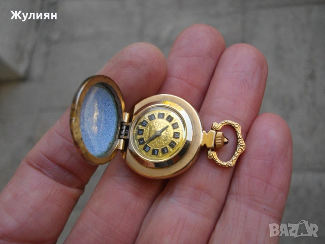  ПОЗЛАТЕН ДАМСКИ ДЖОБЕН ЧАСОВНИК ЧАЙКА ПОРЦЕЛАН РУБИН , снимка 4 - Антикварни и старинни предмети - 54719446
