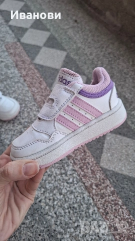 Маратонки Адидас за момиче, 22 номер, снимка 2 - Детски маратонки - 53991145