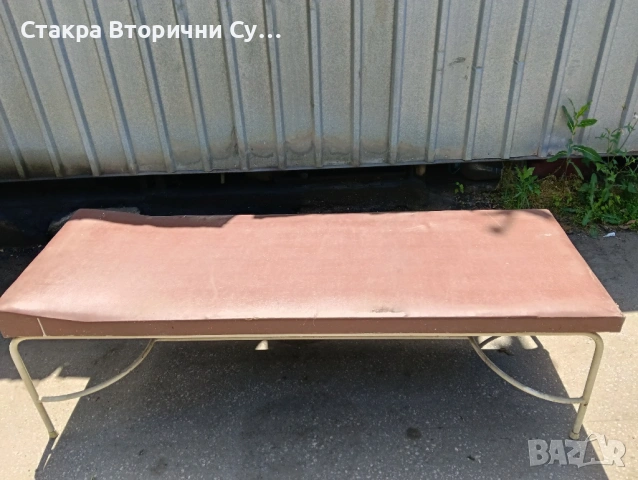 Медицинска кушетка, снимка 2 - Медицински консумативи - 54747373
