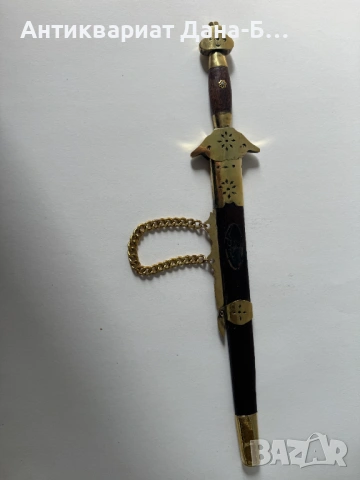 Декоративен кортик – Сувенирно оръжие с гравирано острие, снимка 2 - Антикварни и старинни предмети - 54238220