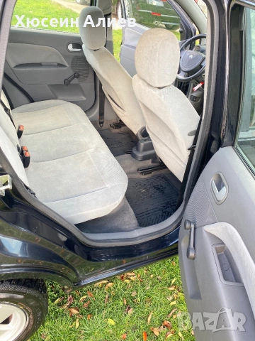 Ford fiesta 1.4i, снимка 7 - Автомобили и джипове - 54732035