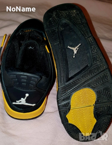 Jordan Air 4 Retro Thunder 36н., снимка 4 - Детски маратонки - 54589863