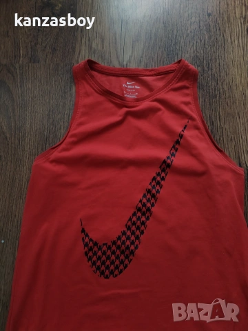 Nike - страхотен дамски потник С , снимка 4 - Потници - 55223905
