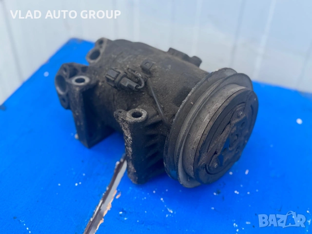 Компресор за климатик -Audi a4 b7, снимка 3 - Части - 55087139