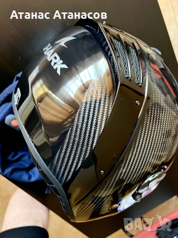 Продавам нов Shark spartan RS carbon шлем, снимка 2 - Аксесоари и консумативи - 55099609