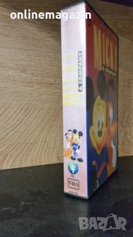 Видеокасета " Мики,Плуто,Гуфи,Доналд и компания " VHS, снимка 3 - Други жанрове - 54101134